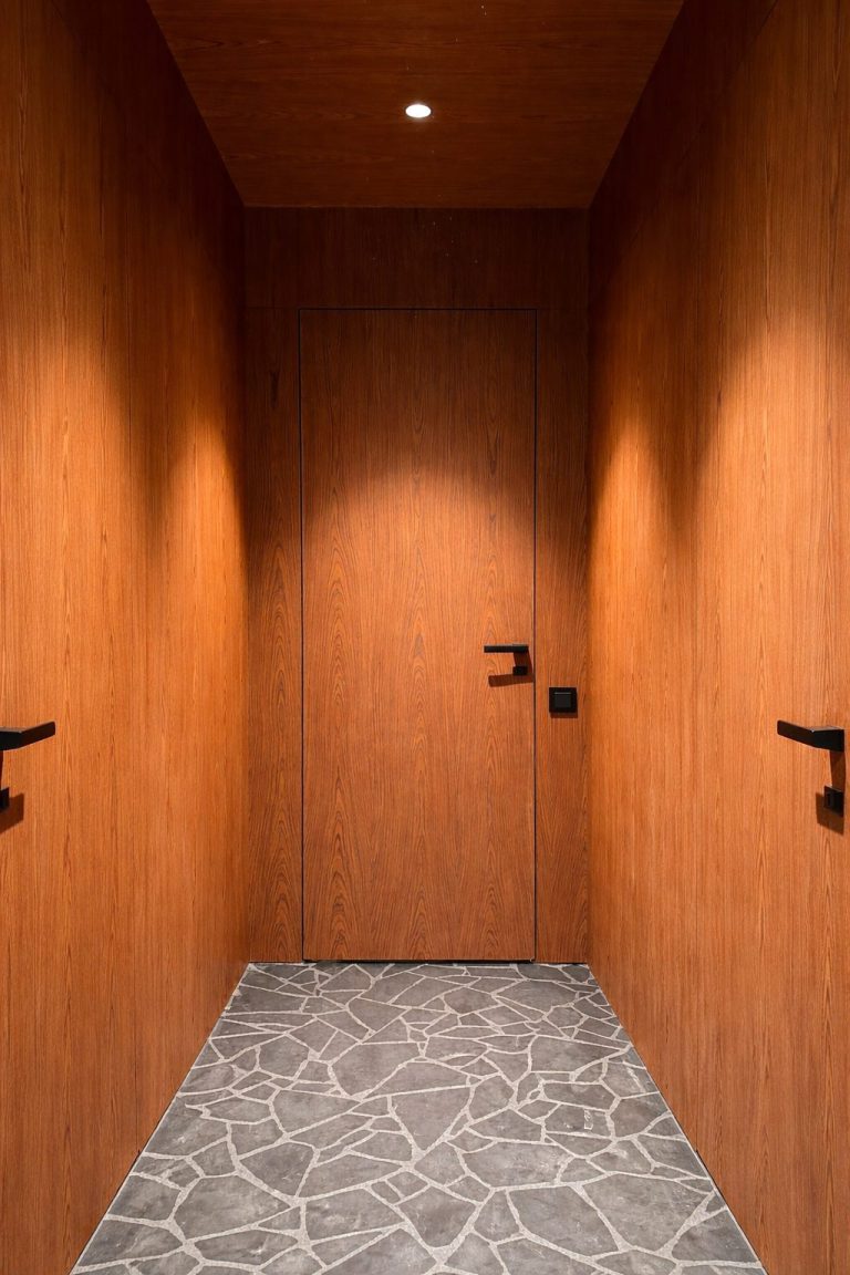 Zabudowa z paneli ściennych – realizacja Soho Concept 04